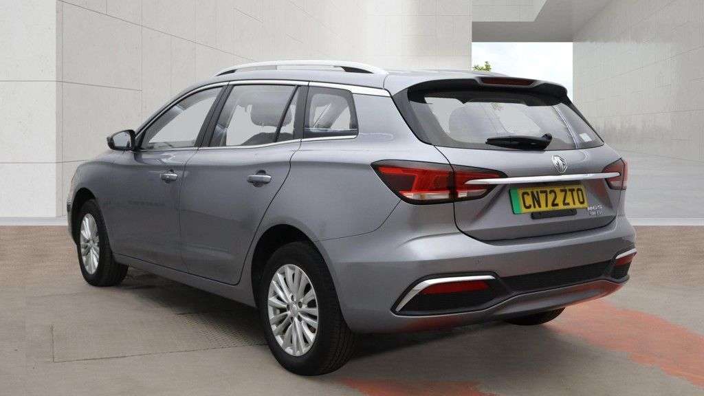 A 2022 MG MG5 61.1kWh Exclusive Long Range Estate 5dr Electric Auto (156 ps) 1 OWNER 4 SE A 2022 MG MG5 61.1kWh Exclusive Long Range Estate 5dr Electric Auto (156 ps) 1 OWNER 4 SE