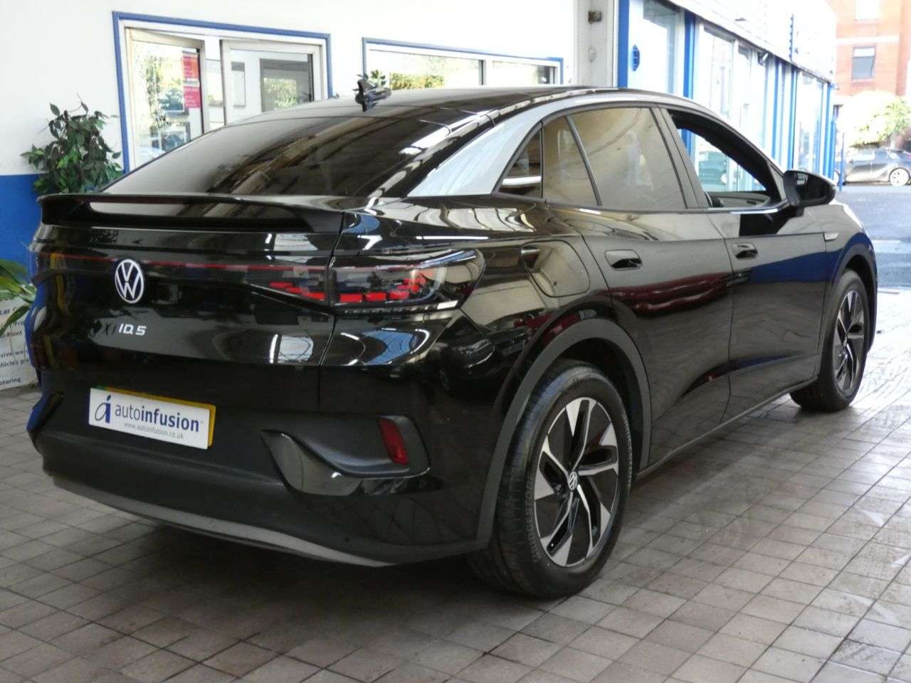 2023 VOLKSWAGEN ID.5 2023 VOLKSWAGEN ID.5