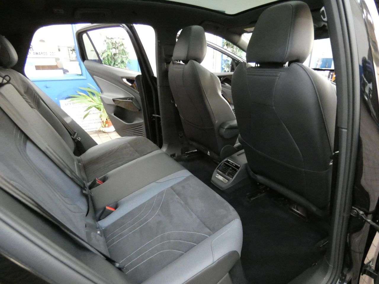 2023 VOLKSWAGEN ID.5 2023 VOLKSWAGEN ID.5