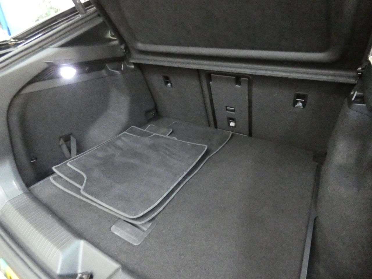 2023 VOLKSWAGEN ID.5 2023 VOLKSWAGEN ID.5