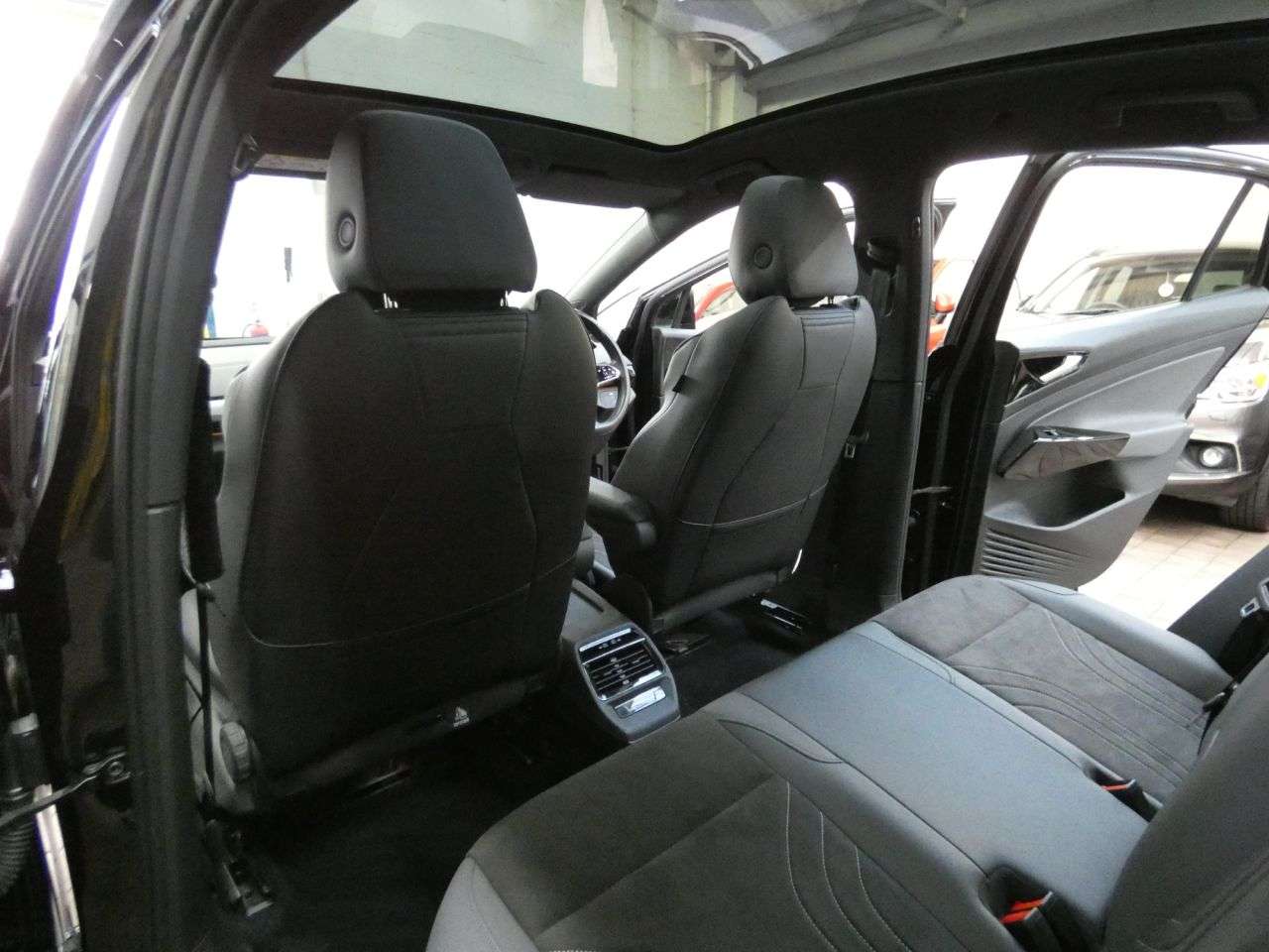2023 VOLKSWAGEN ID.5 2023 VOLKSWAGEN ID.5
