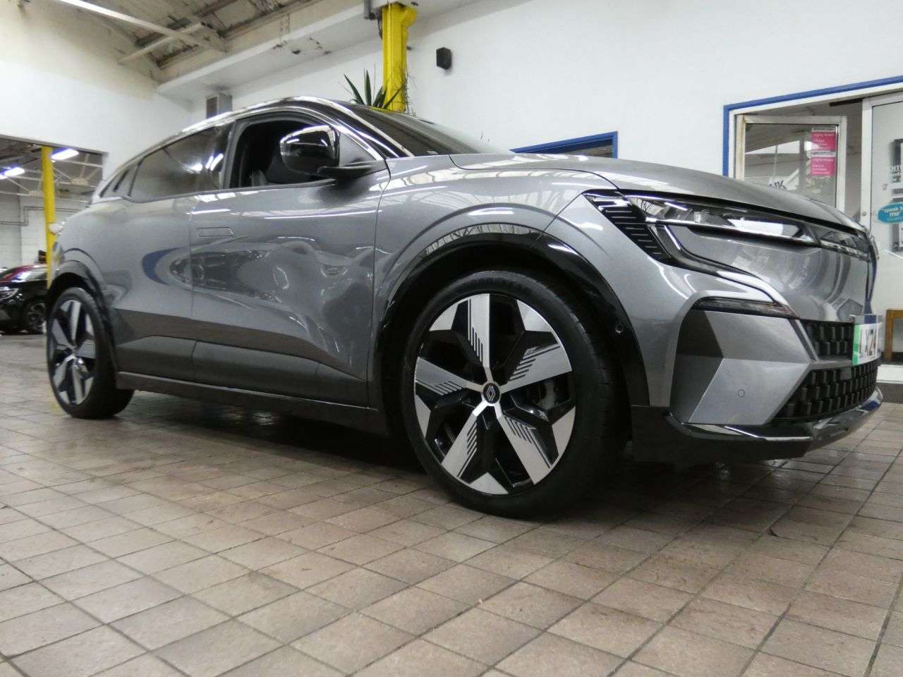 2024 RENAULT MEGANE E-TECH 2024 RENAULT MEGANE E-TECH