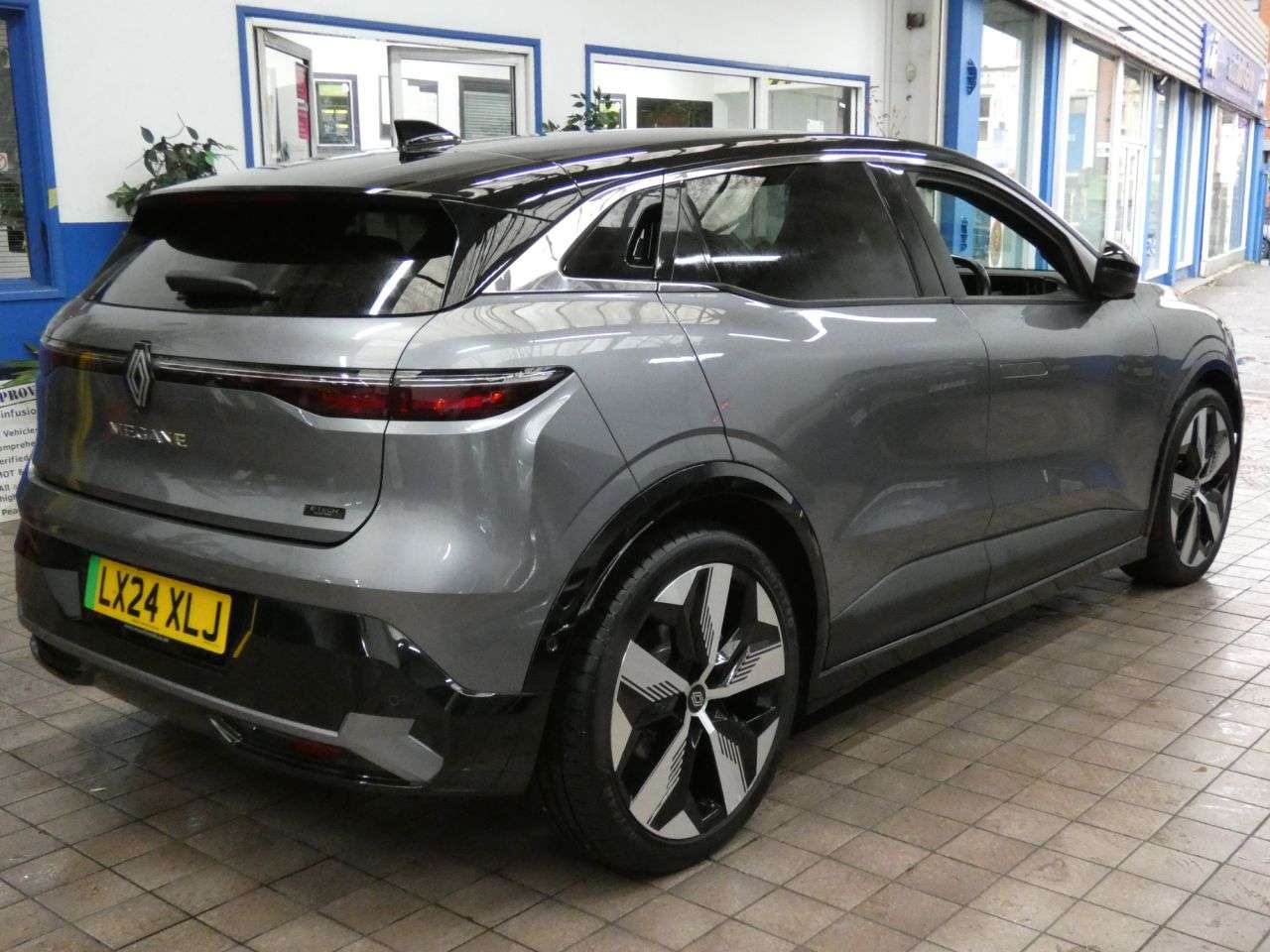 2024 RENAULT MEGANE E-TECH 2024 RENAULT MEGANE E-TECH