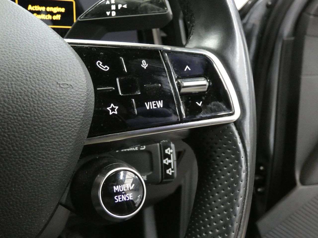 2024 RENAULT MEGANE E-TECH 2024 RENAULT MEGANE E-TECH