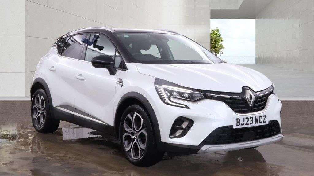A 2023 RENAULT CAPTUR 1.6 E-TECH 9.8kWh techno SUV 5dr Petrol Plug-in Hybrid Auto Euro 6 (s/s) (1 A 2023 RENAULT CAPTUR 1.6 E-TECH 9.8kWh techno SUV 5dr Petrol Plug-in Hybrid Auto Euro 6 (s/s) (1
