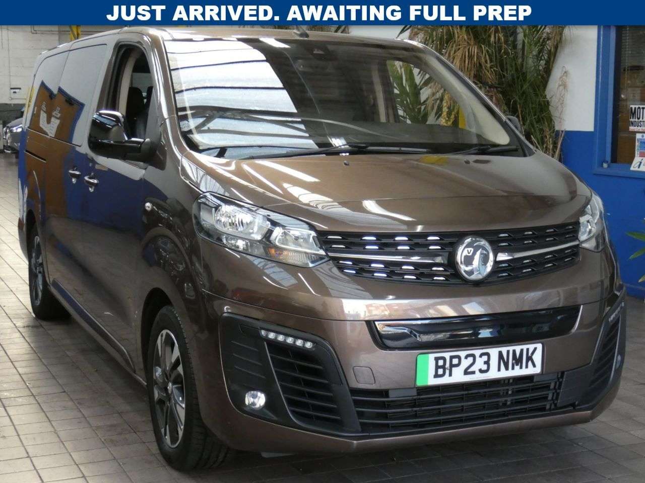 A 2023 VAUXHALL VIVARO LIFE ELECTRIC 50kWh Ultimate MPV 5dr Electric Auto LWB (8 Seat, 11kW Charger) (136 ps) 1 A 2023 VAUXHALL VIVARO LIFE ELECTRIC 50kWh Ultimate MPV 5dr Electric Auto LWB (8 Seat, 11kW Charger) (136 ps) 1