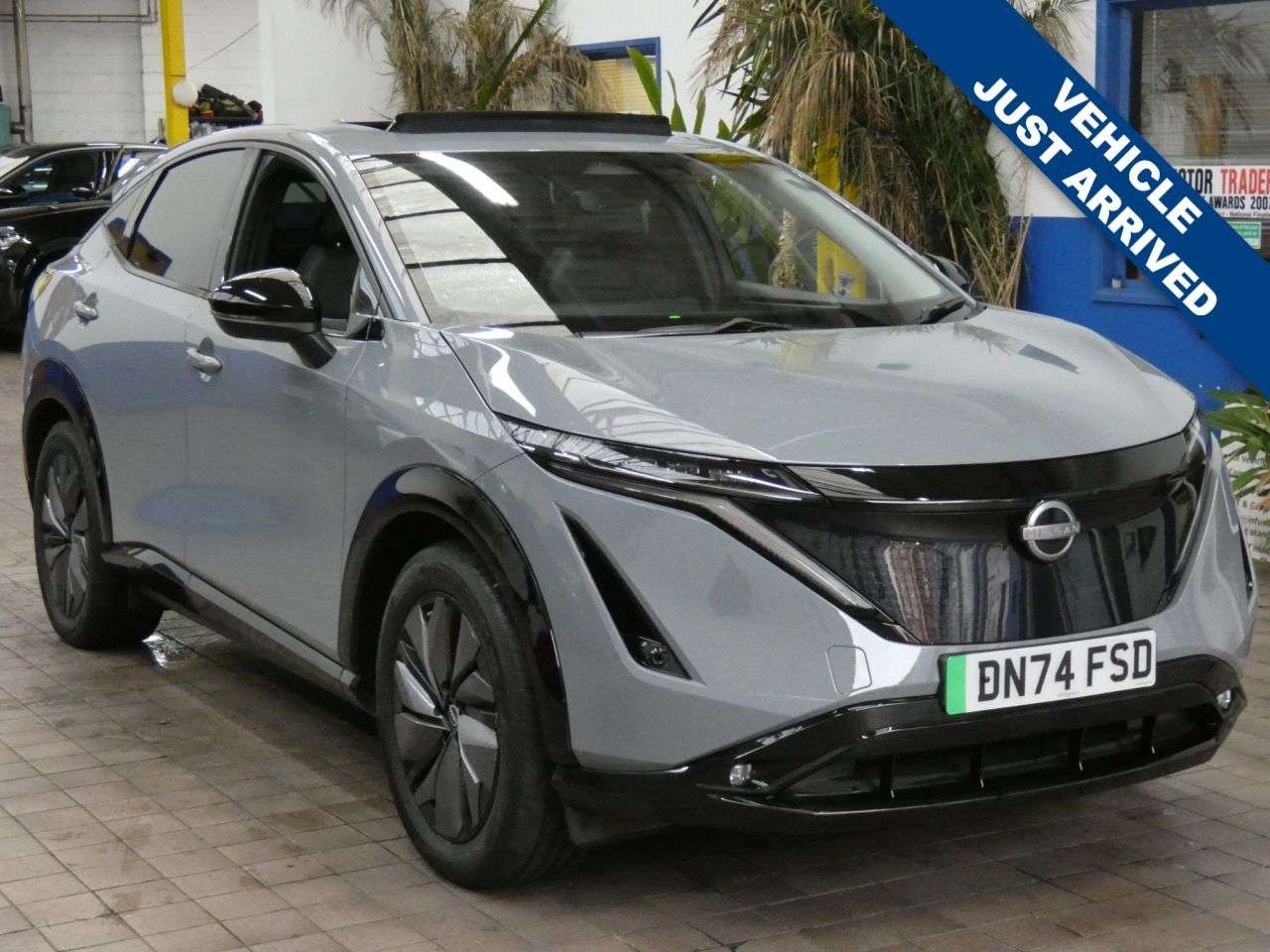 A 2024 NISSAN ARIYA 87kWh Advance SUV 5dr Electric Auto e-4ORCE 22kW Charger (306 ps) GENUINE L A 2024 NISSAN ARIYA 87kWh Advance SUV 5dr Electric Auto e-4ORCE 22kW Charger (306 ps) GENUINE L