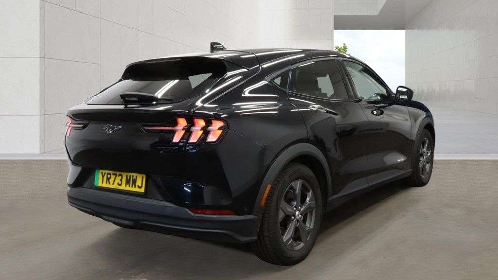 A 2023 FORD MUSTANG MACH-E Standard Range 70kWh SUV 5dr Electric Automatic (269 ps) 1 OWNER SERVICE HI A 2023 FORD MUSTANG MACH-E Standard Range 70kWh SUV 5dr Electric Automatic (269 ps) 1 OWNER SERVICE HI