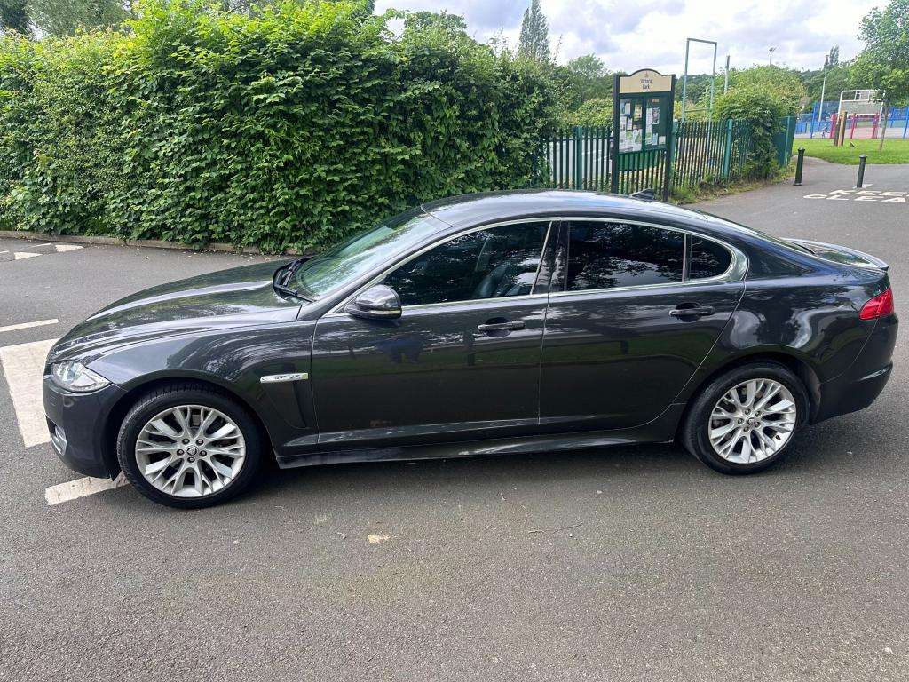 2012 JAGUAR XF 2012 JAGUAR XF