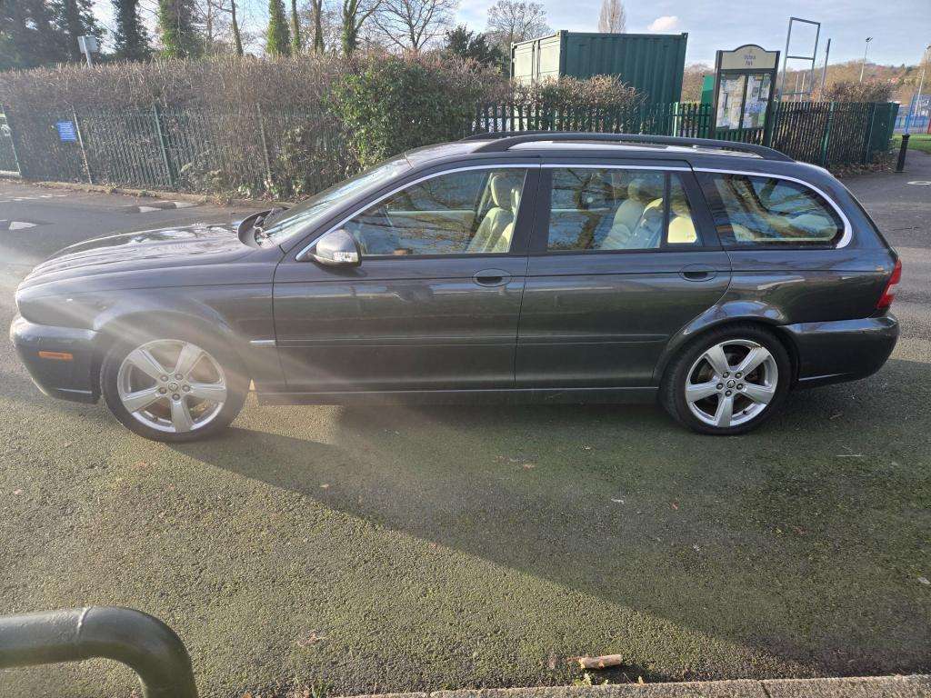 A 2009 JAGUAR X-TYPE Se Auto A 2009 JAGUAR X-TYPE Se Auto
