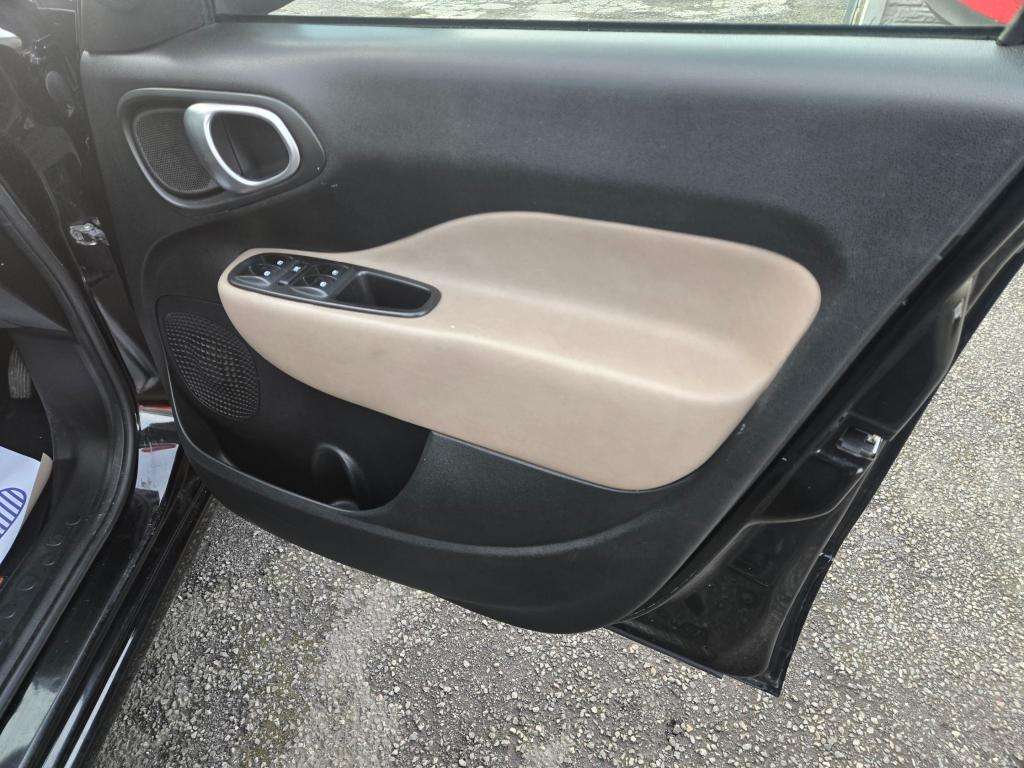 2015 FIAT 500L MPW 2015 FIAT 500L MPW