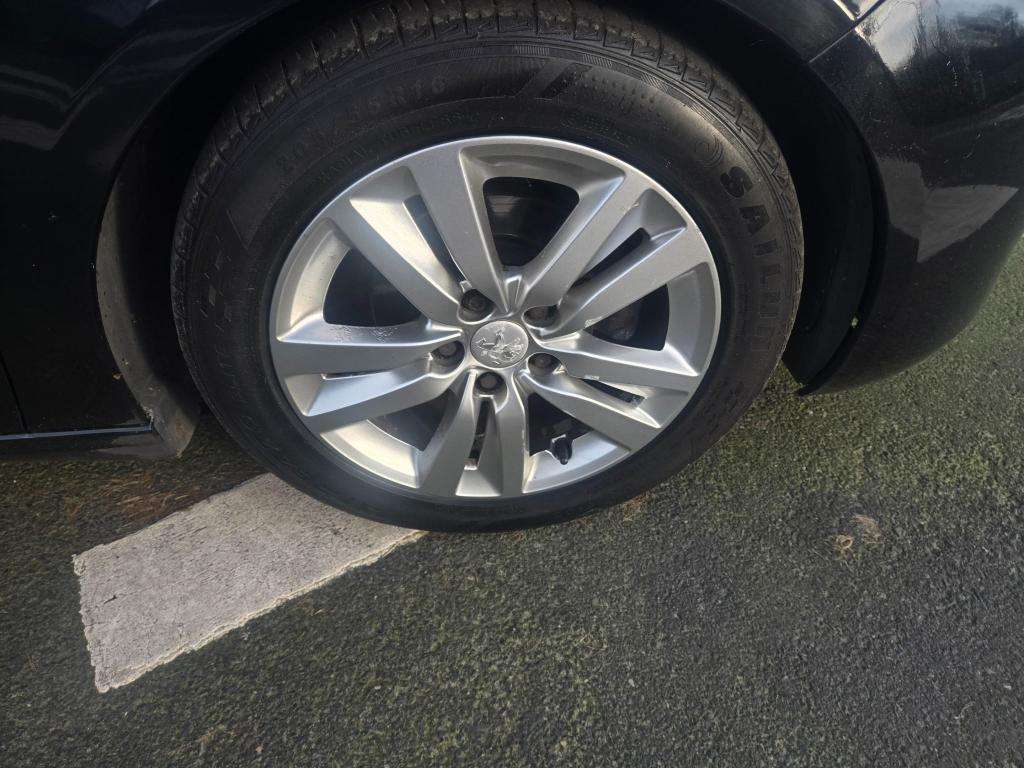 2015 PEUGEOT 308 2015 PEUGEOT 308