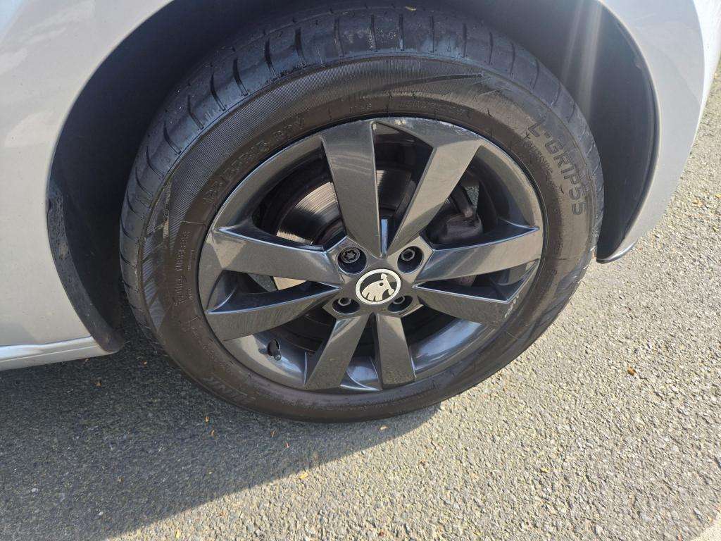 2015 SKODA CITYGO 2015 SKODA CITYGO