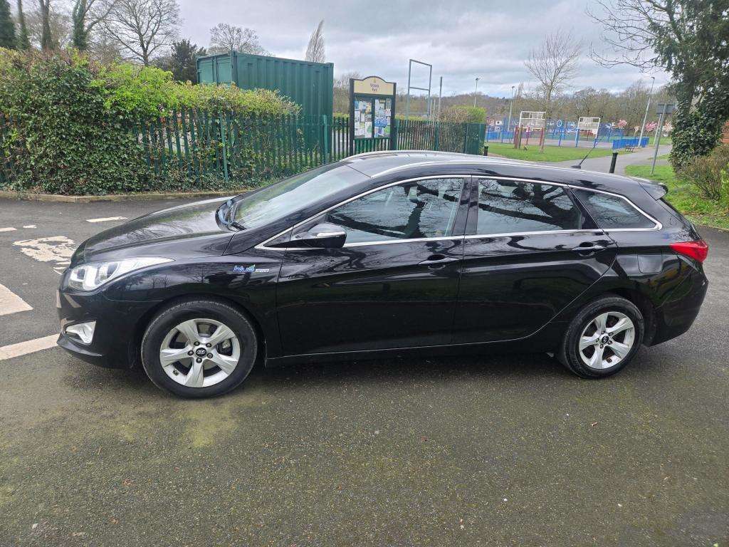 A 2014 HYUNDAI I40 Active Blue Drive Crdi A 2014 HYUNDAI I40 Active Blue Drive Crdi