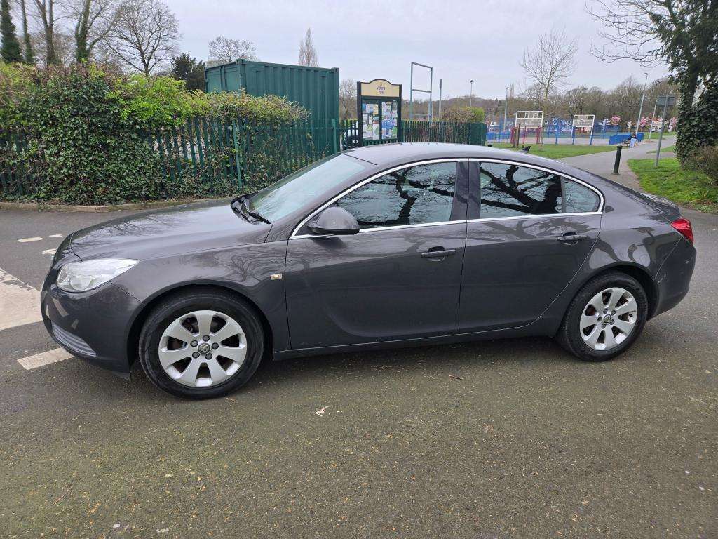 A 2013 VAUXHALL INSIGNIA Tech Line Cdti Ecoflex S/s A 2013 VAUXHALL INSIGNIA Tech Line Cdti Ecoflex S/s