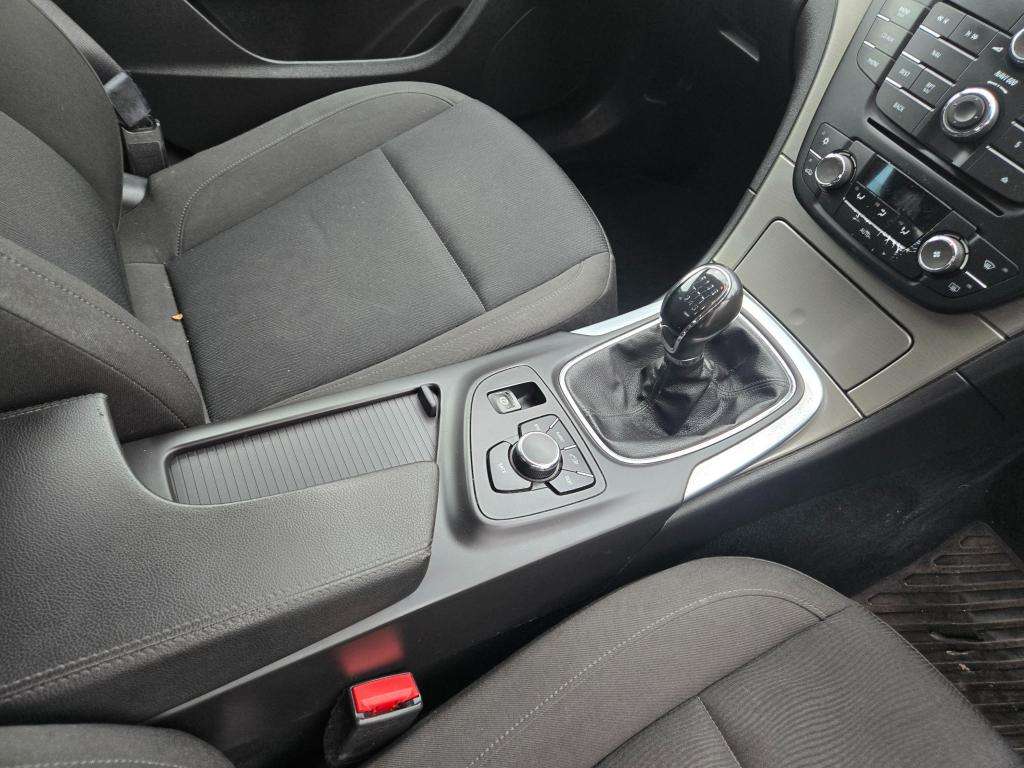 2013 VAUXHALL INSIGNIA 2013 VAUXHALL INSIGNIA