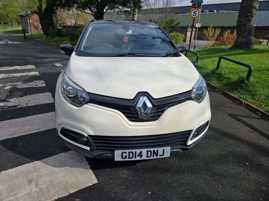 A 2014 RENAULT CAPTUR Dynamique S Medianav Dci Auto A 2014 RENAULT CAPTUR Dynamique S Medianav Dci Auto