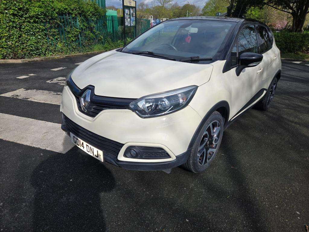 A 2014 RENAULT CAPTUR Dynamique S Medianav Dci Auto A 2014 RENAULT CAPTUR Dynamique S Medianav Dci Auto