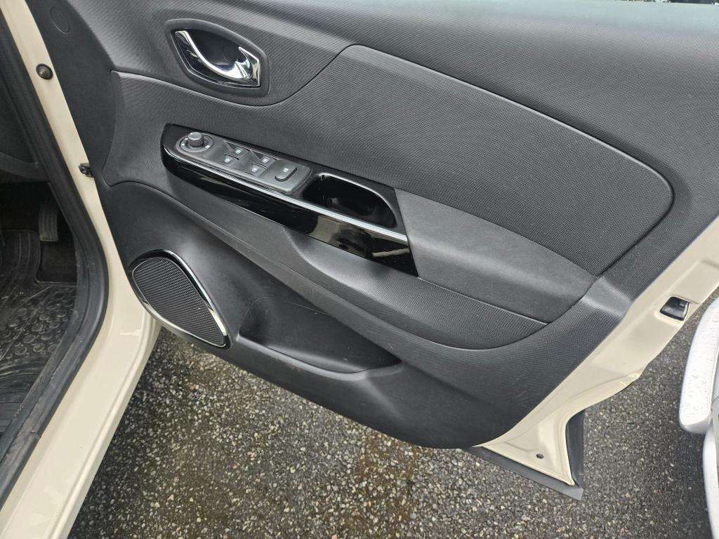 2014 RENAULT CAPTUR 2014 RENAULT CAPTUR