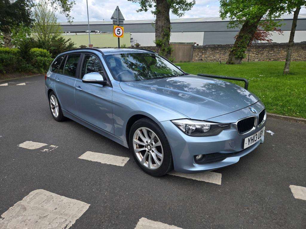 A 2013 BMW 3 SERIES 320d Se Touring A 2013 BMW 3 SERIES 320d Se Touring