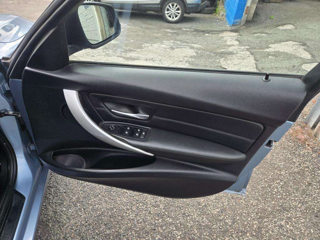 2013 BMW 3 SERIES 2013 BMW 3 SERIES