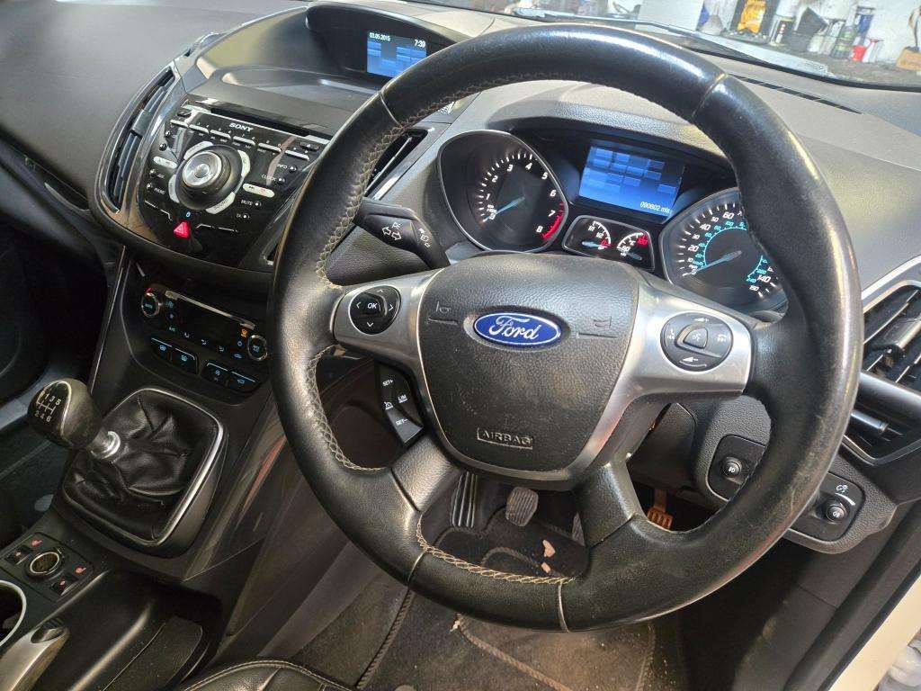 2015 FORD KUGA 2015 FORD KUGA