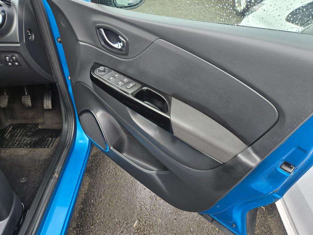 2015 RENAULT CAPTUR 2015 RENAULT CAPTUR