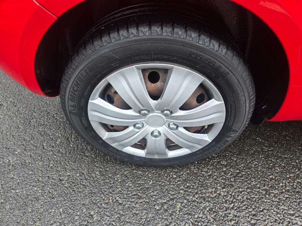 2009 SKODA FABIA 2009 SKODA FABIA