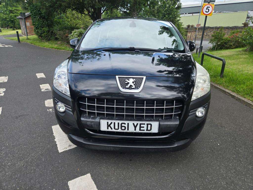 A 2011 PEUGEOT 3008 Sport Hdi A 2011 PEUGEOT 3008 Sport Hdi