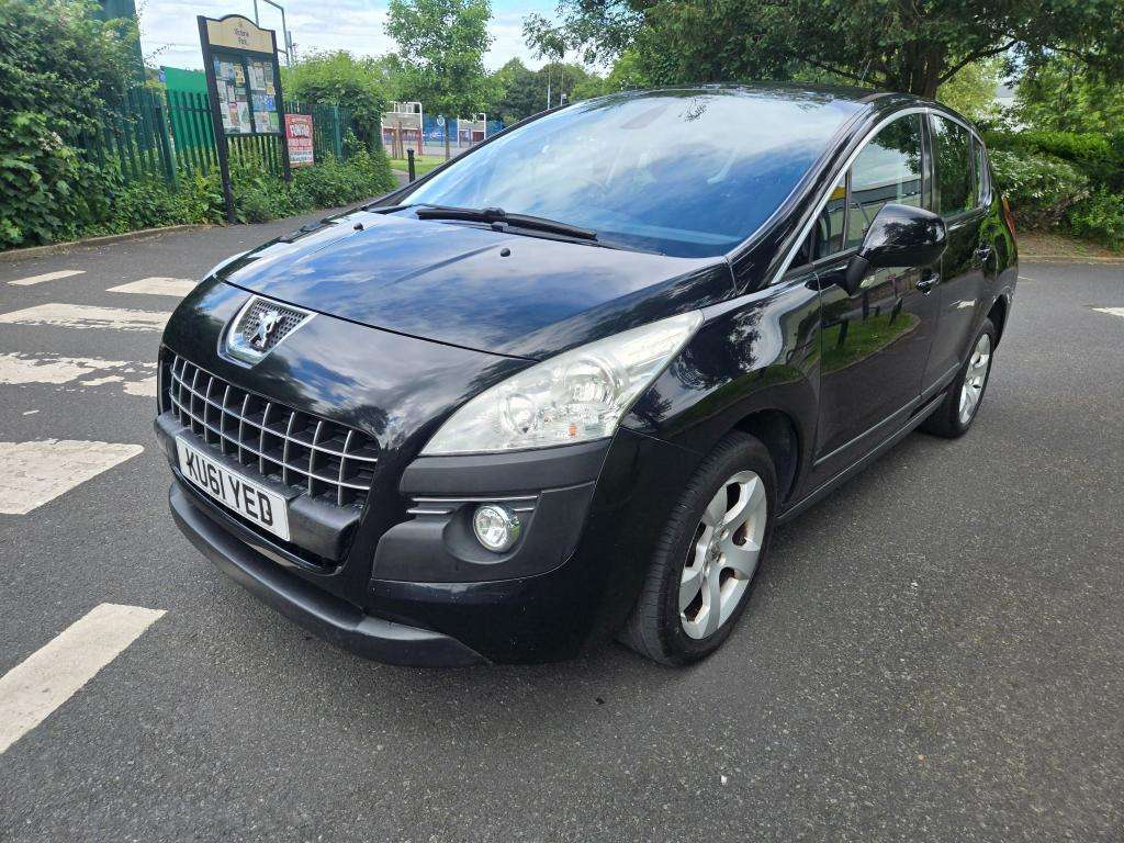 A 2011 PEUGEOT 3008 Sport Hdi A 2011 PEUGEOT 3008 Sport Hdi