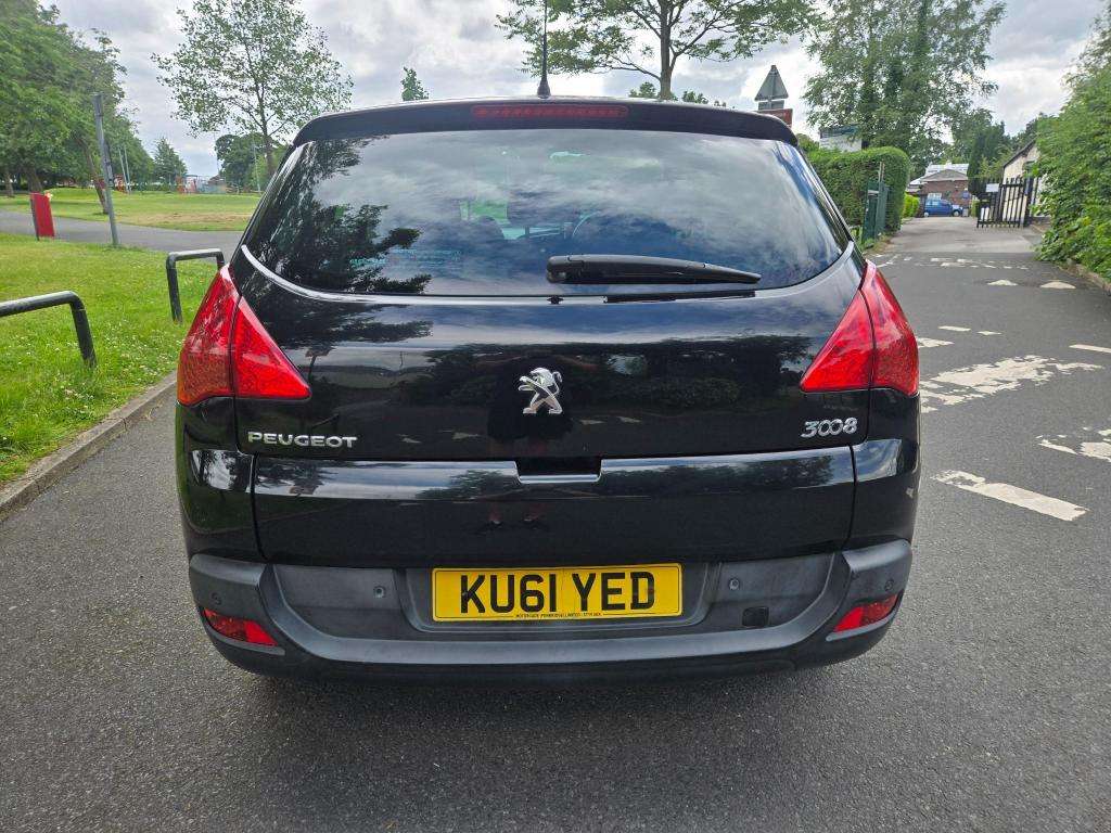 2011 PEUGEOT 3008 2011 PEUGEOT 3008
