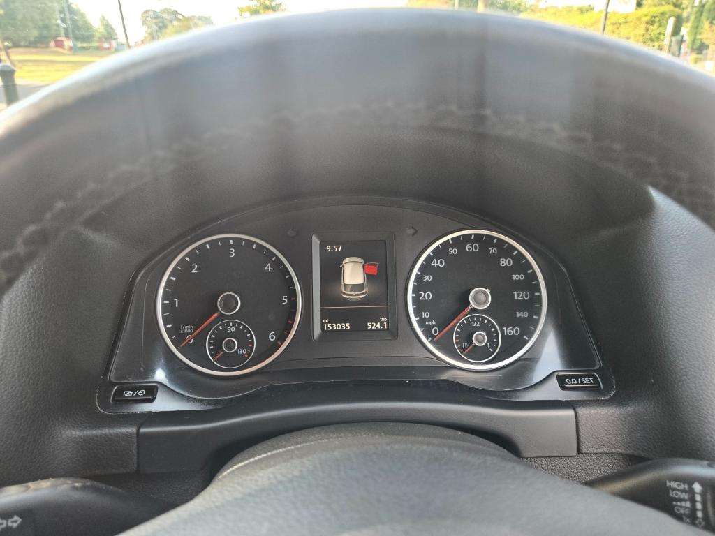 2015 VOLKSWAGEN TIGUAN 2015 VOLKSWAGEN TIGUAN