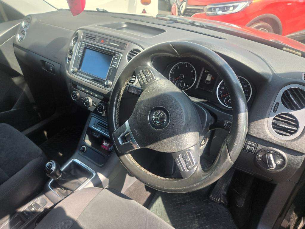 2015 VOLKSWAGEN TIGUAN 2015 VOLKSWAGEN TIGUAN