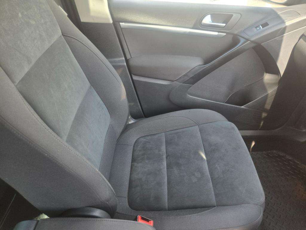 2015 VOLKSWAGEN TIGUAN 2015 VOLKSWAGEN TIGUAN