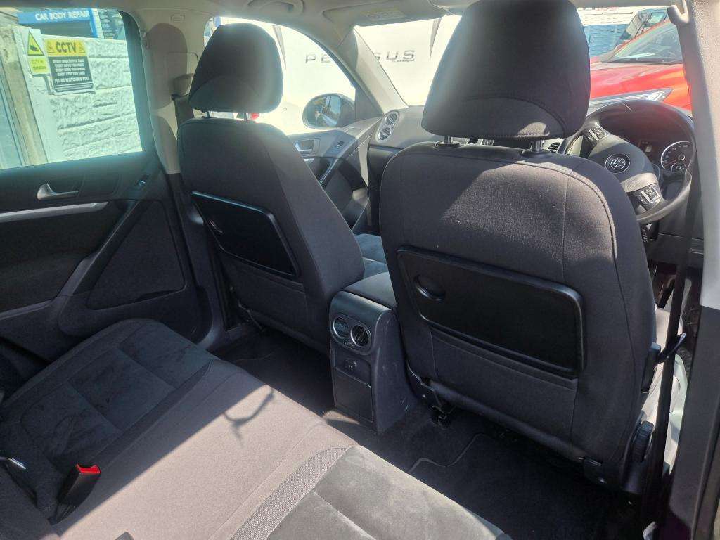 2015 VOLKSWAGEN TIGUAN 2015 VOLKSWAGEN TIGUAN