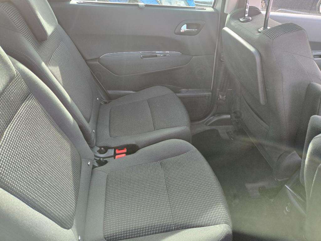 2014 PEUGEOT 5008 2014 PEUGEOT 5008