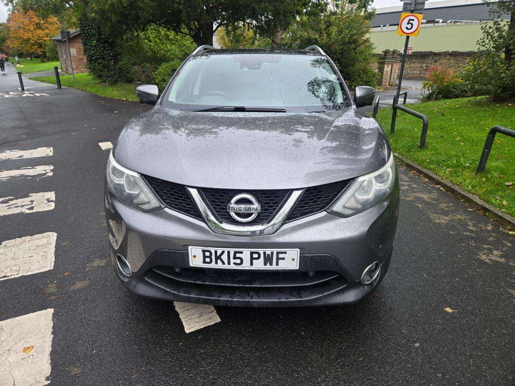 A 2015 NISSAN QASHQAI N-tec+ Dci A 2015 NISSAN QASHQAI N-tec+ Dci