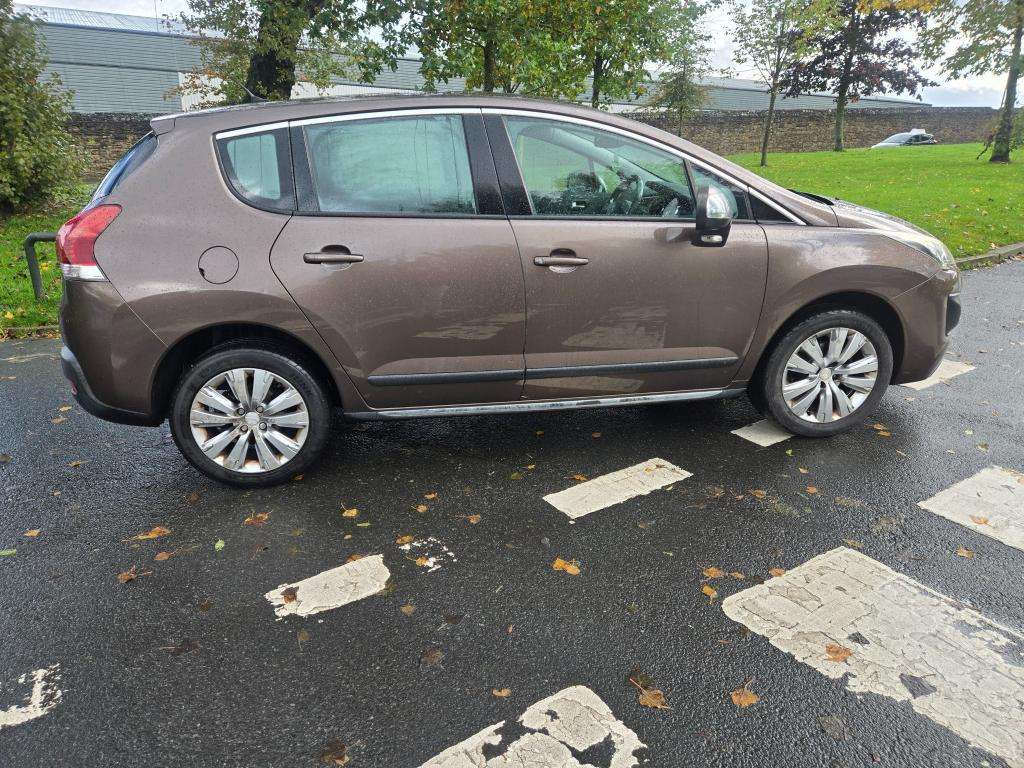 2014 PEUGEOT 3008 2014 PEUGEOT 3008
