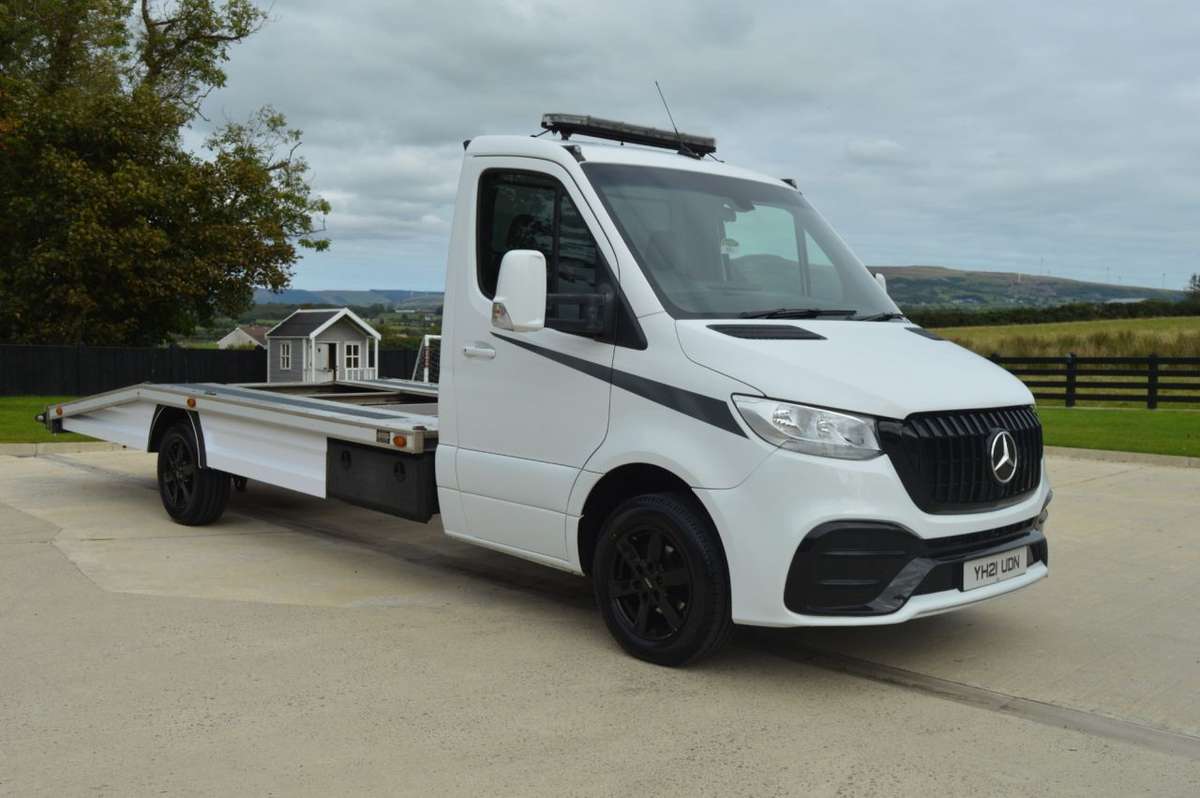 Check out this Mercedes-benz Sprinter Diesel Automatic