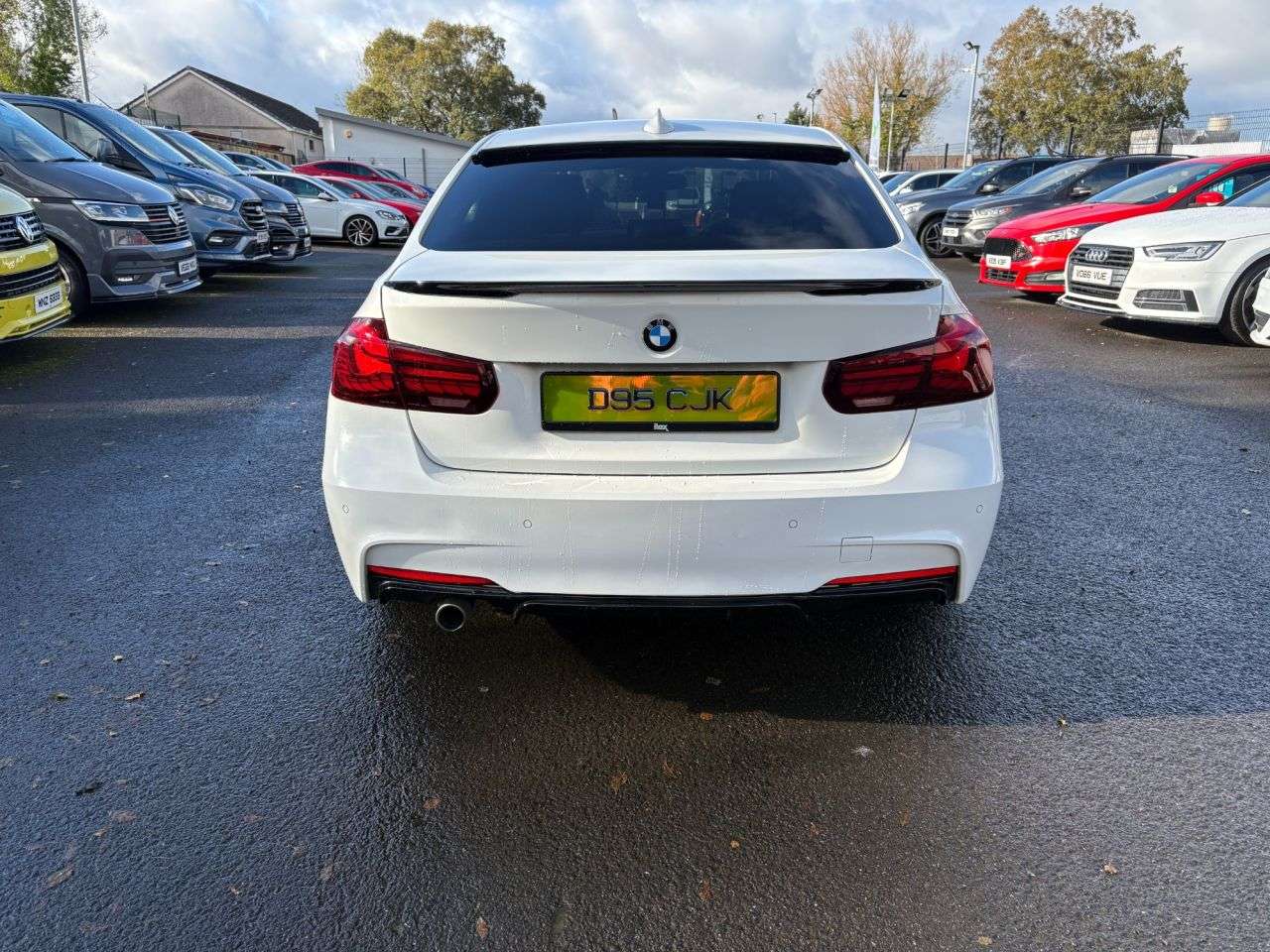 null BMW 3 SERIES null BMW 3 SERIES