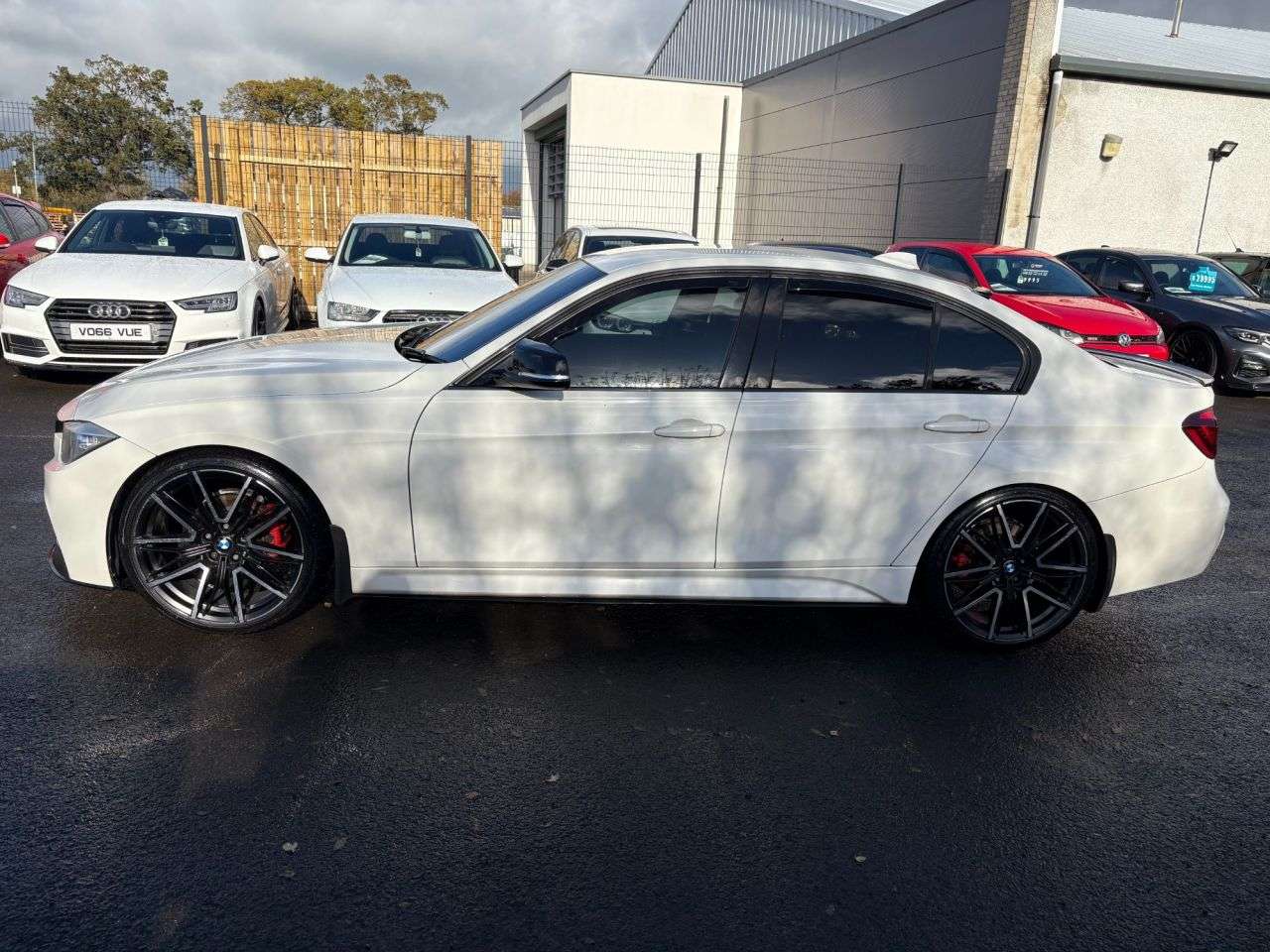 null BMW 3 SERIES null BMW 3 SERIES