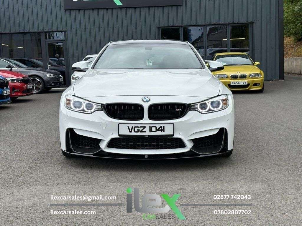 2015 BMW M4 2015 BMW M4