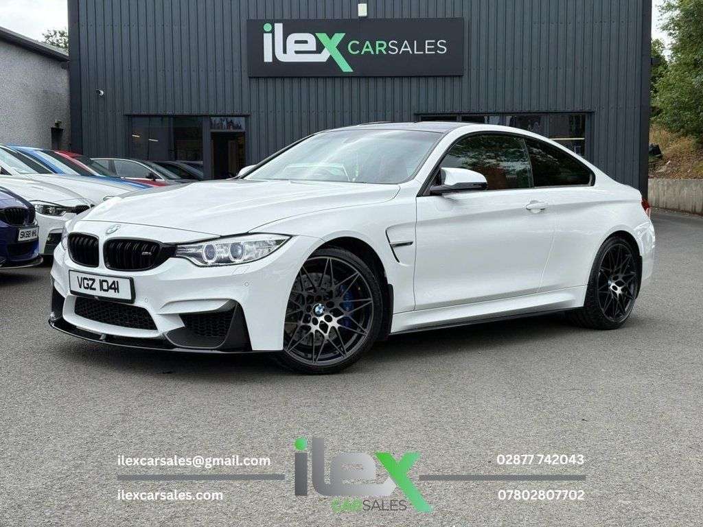 2015 BMW M4 2015 BMW M4