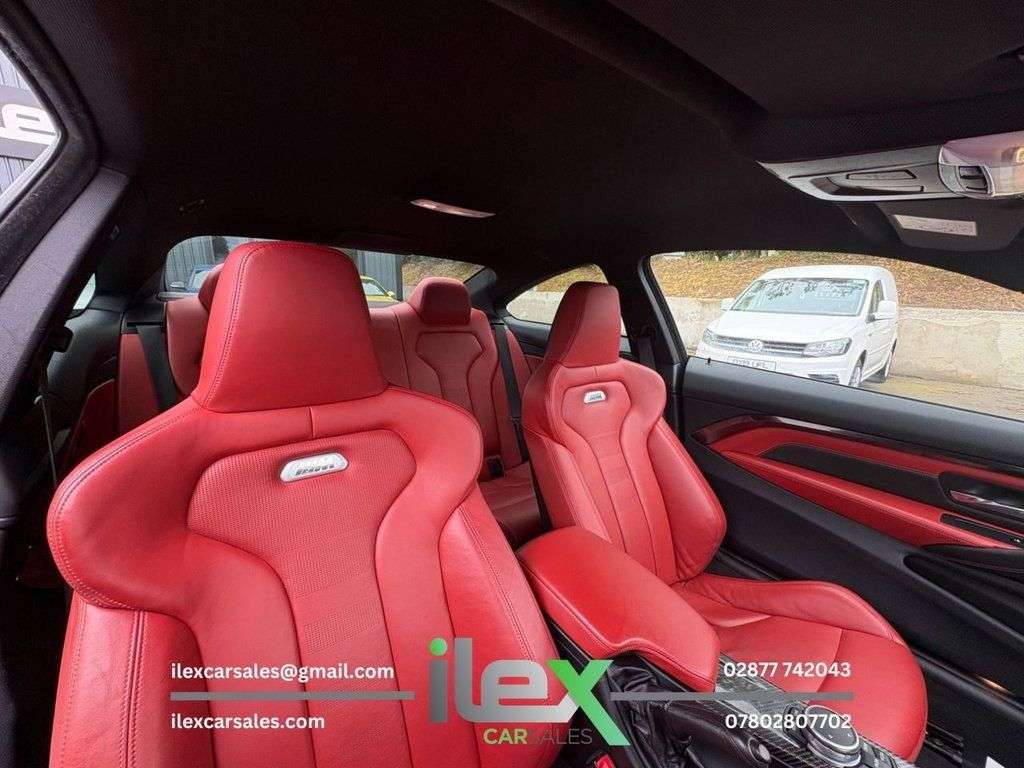 2015 BMW M4 2015 BMW M4