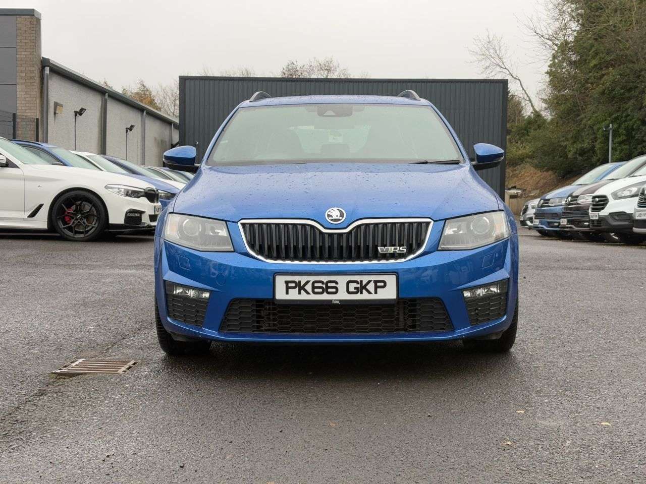 A 2016 SKODA OCTAVIA 2.0 TDI vRS Estate 5dr Diesel DSG Euro 6 (s/s) (SNav) (184 ps) 2.0 TDI DSG A 2016 SKODA OCTAVIA 2.0 TDI vRS Estate 5dr Diesel DSG Euro 6 (s/s) (SNav) (184 ps) 2.0 TDI DSG