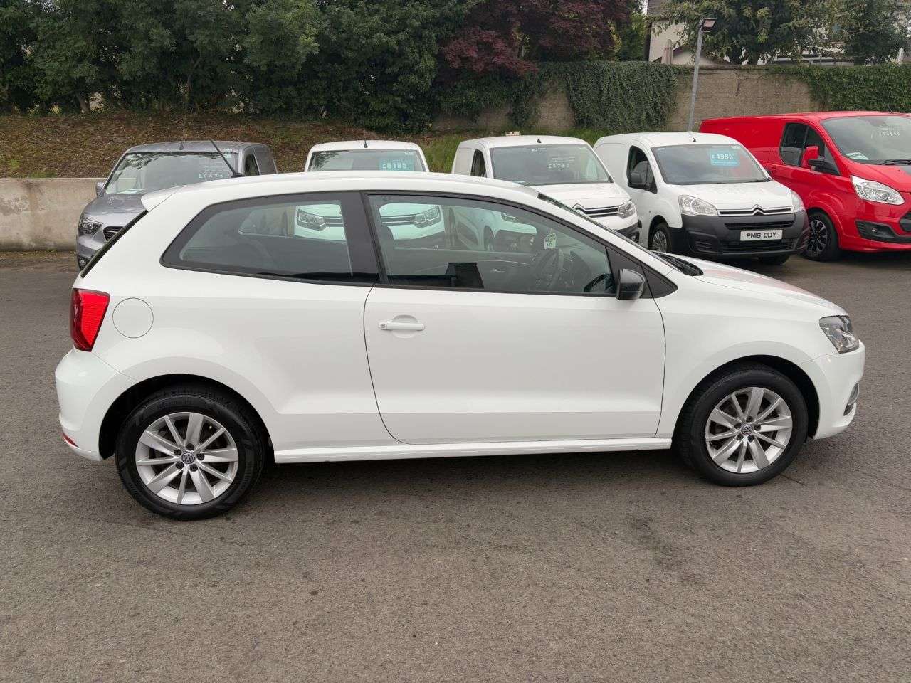 2015 VOLKSWAGEN POLO 2015 VOLKSWAGEN POLO