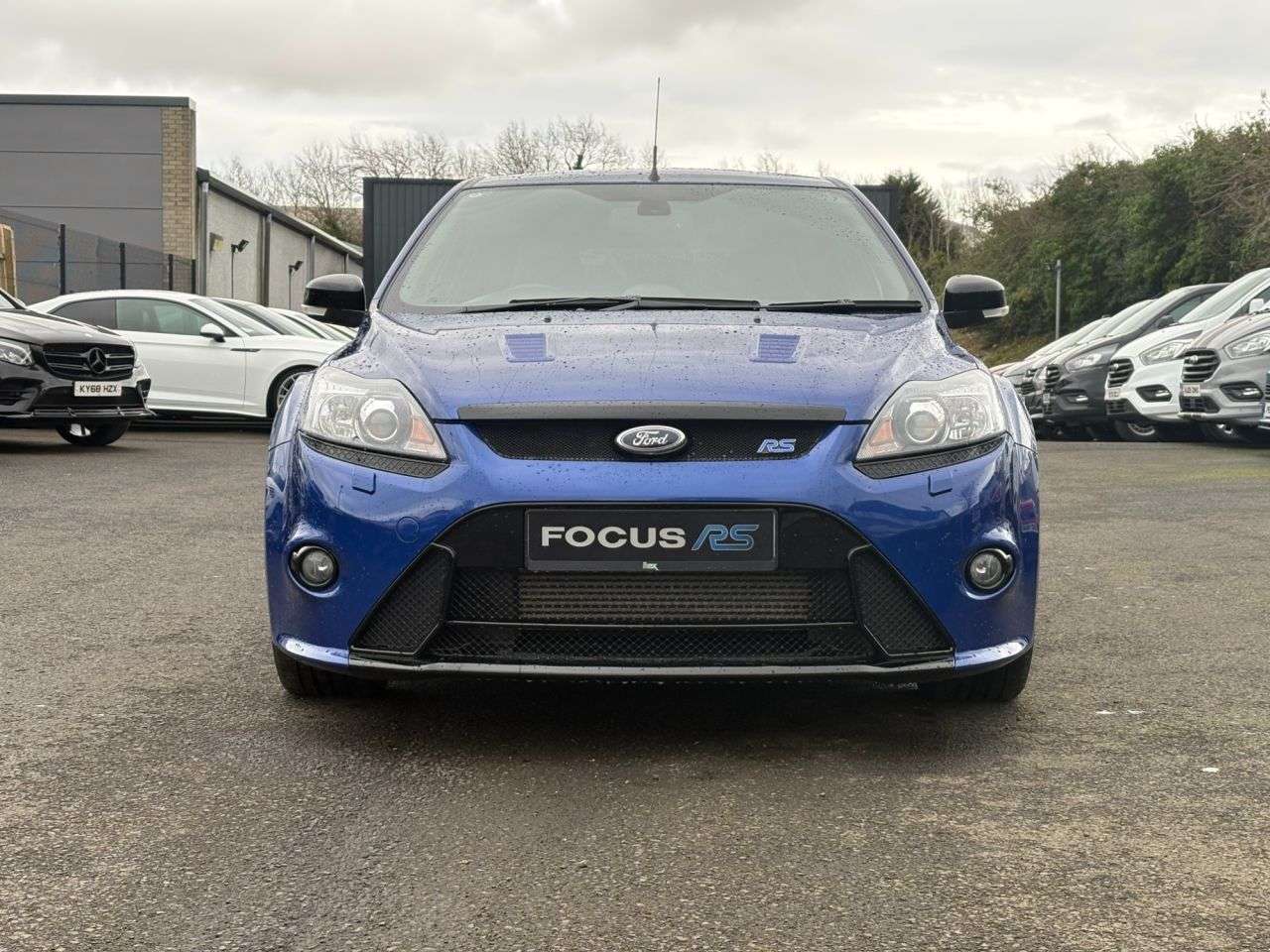 A 2010 FORD FOCUS RS A 2010 FORD FOCUS RS