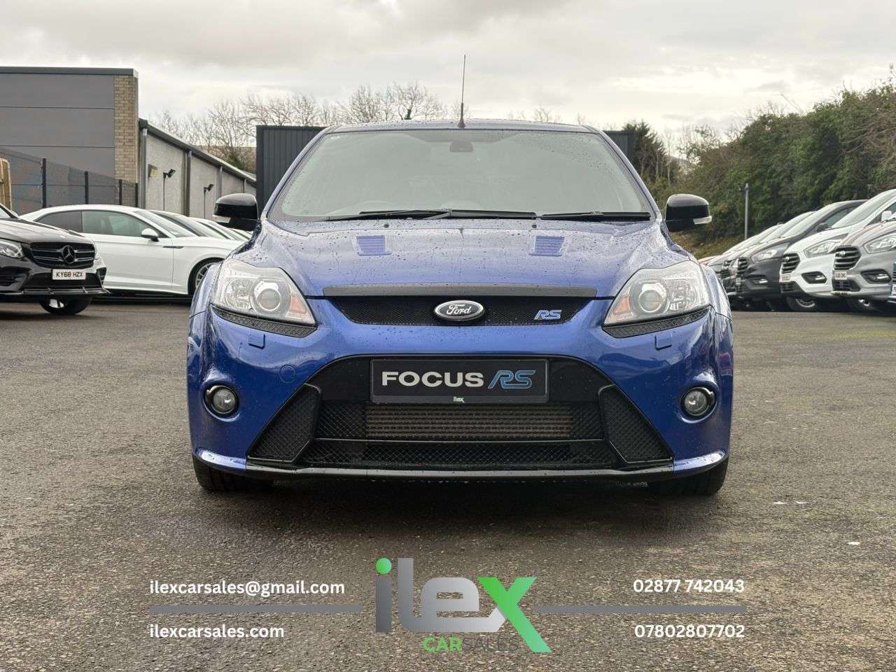 A 2010 FORD FOCUS RS A 2010 FORD FOCUS RS