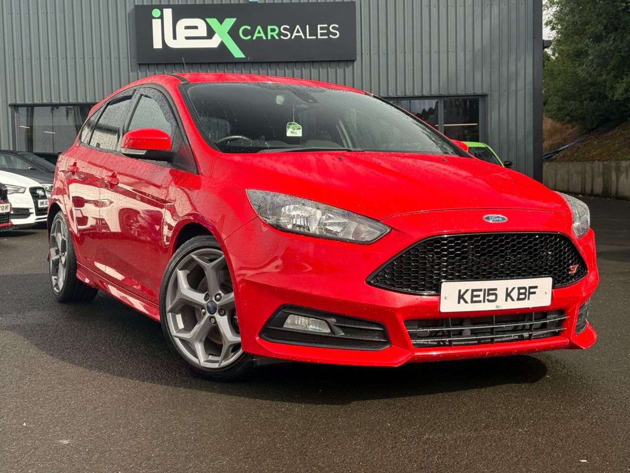 A 2015 FORD FOCUS 2.0 TDCi ST-1 Hatchback 5dr Diesel Manual Euro 6 (s/s) (185 ps) A 2015 FORD FOCUS 2.0 TDCi ST-1 Hatchback 5dr Diesel Manual Euro 6 (s/s) (185 ps)