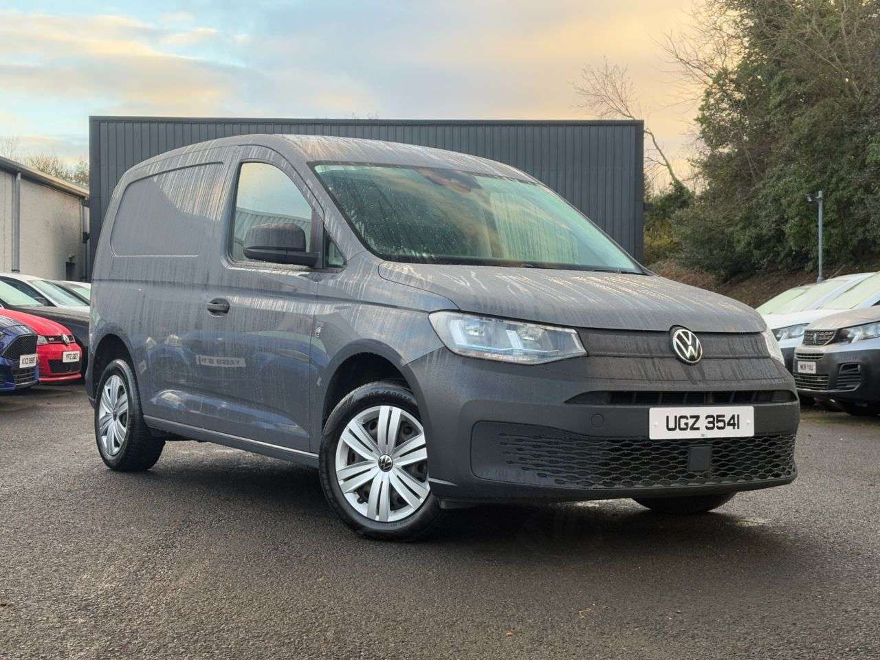 A 2021 VOLKSWAGEN CADDY 2.0 TDI C20 Commerce Panel Van 5dr Diesel Manual SWB Euro 6 (s/s) (102 ps) A 2021 VOLKSWAGEN CADDY 2.0 TDI C20 Commerce Panel Van 5dr Diesel Manual SWB Euro 6 (s/s) (102 ps)